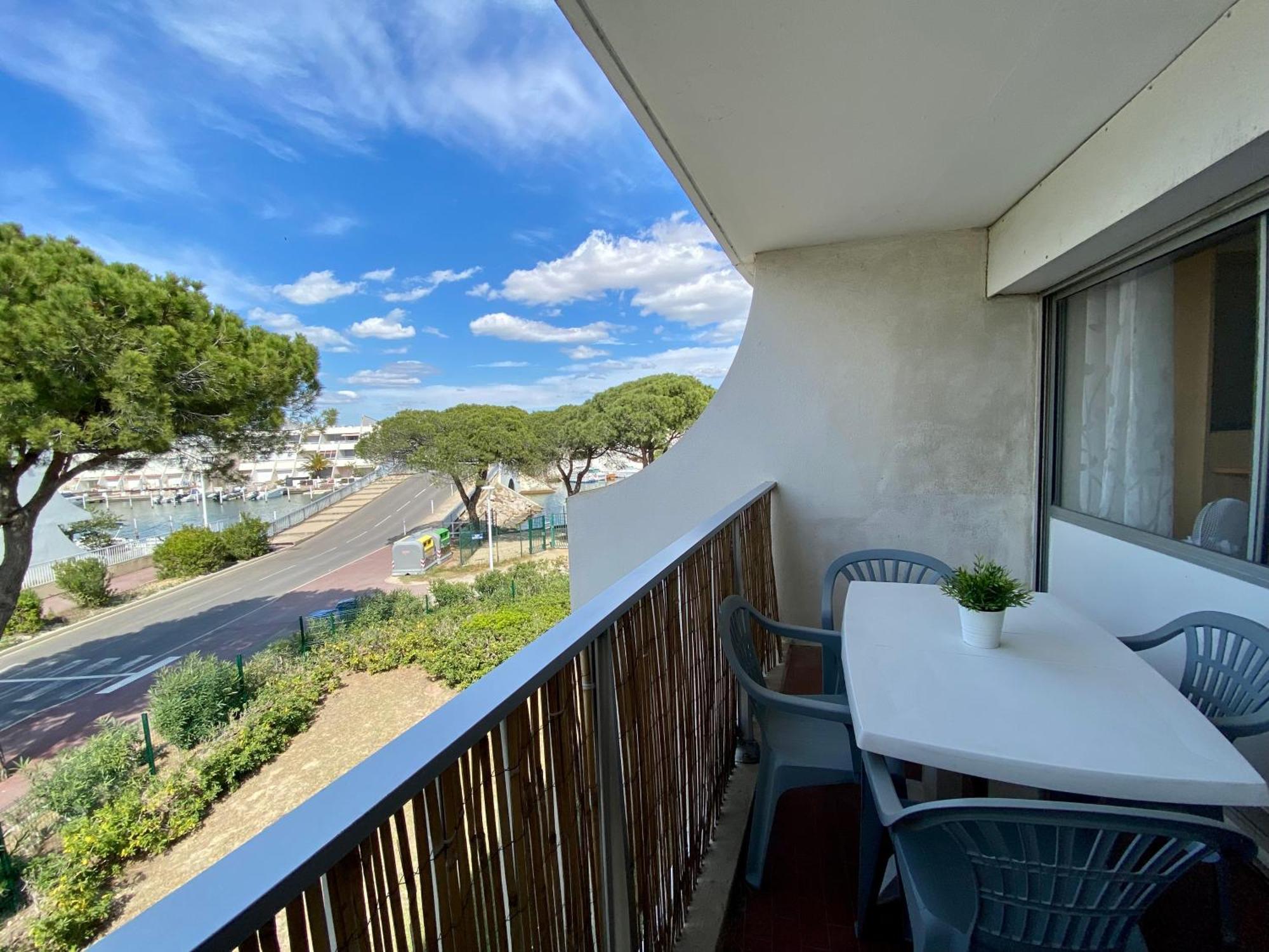 Appartement Les Caravelles Port Camargue à Le Grau-du-Roi Extérieur photo
